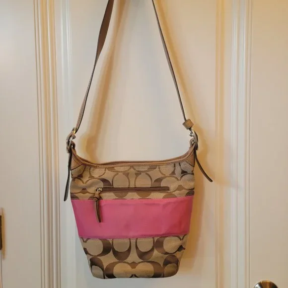 Coach Signature Rugby Stripe - Picture 2 of 16